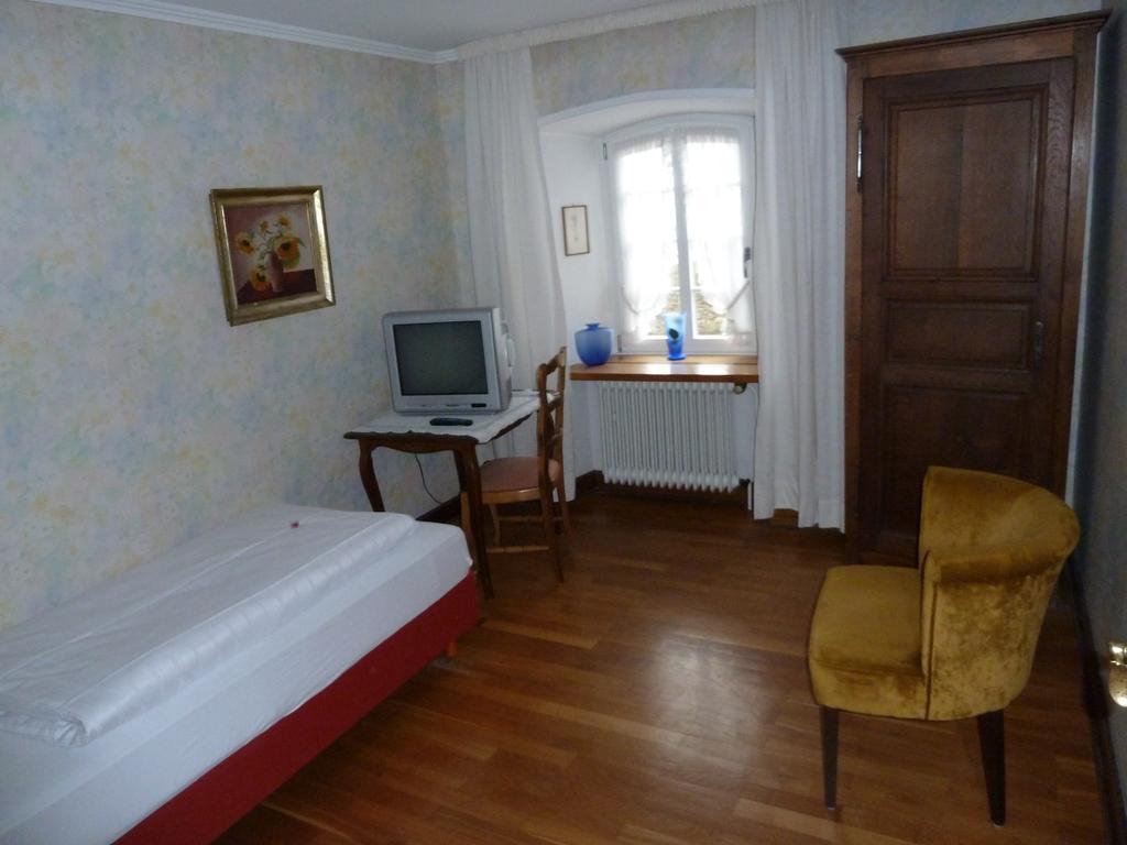 Hotel Zum Alten Brauhaus 듀델드로프 객실 사진